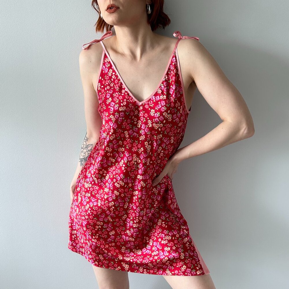 Natori Cruz Floral Slip Dress